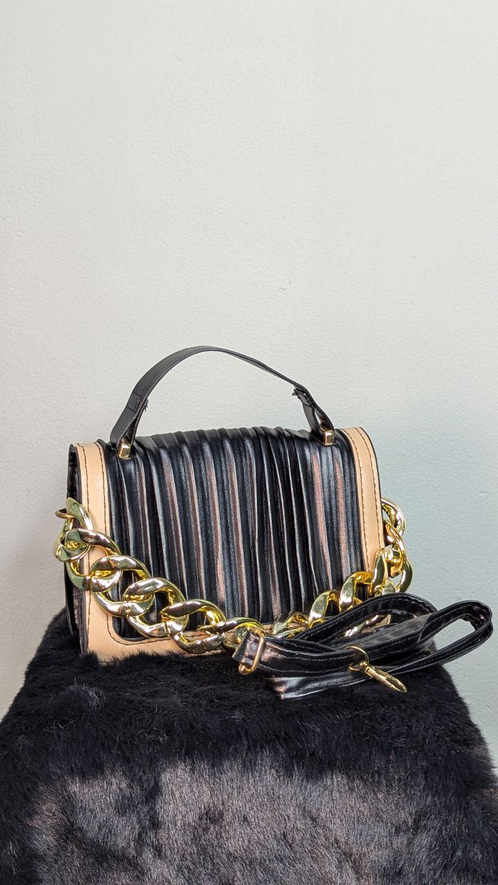 Attire pleated Bag
