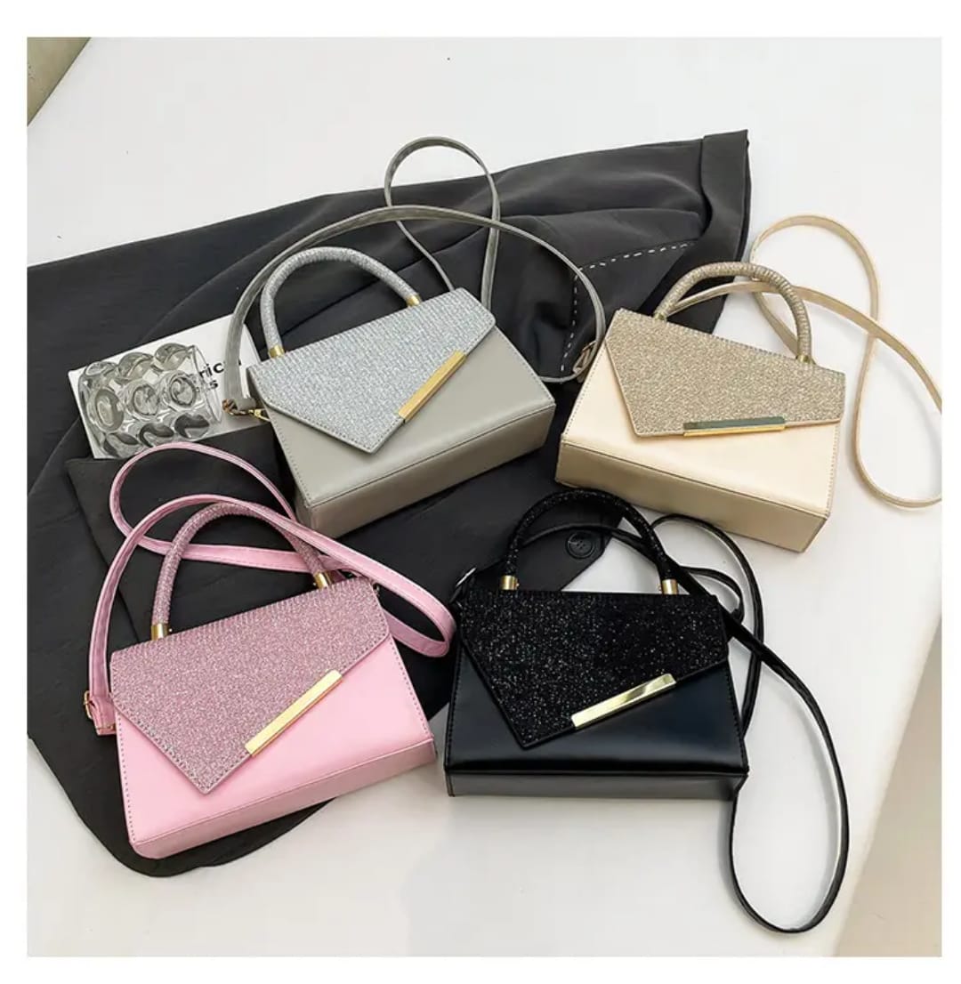Sparkle Nights Evening Bag – Glitter Design with Clutch Chain