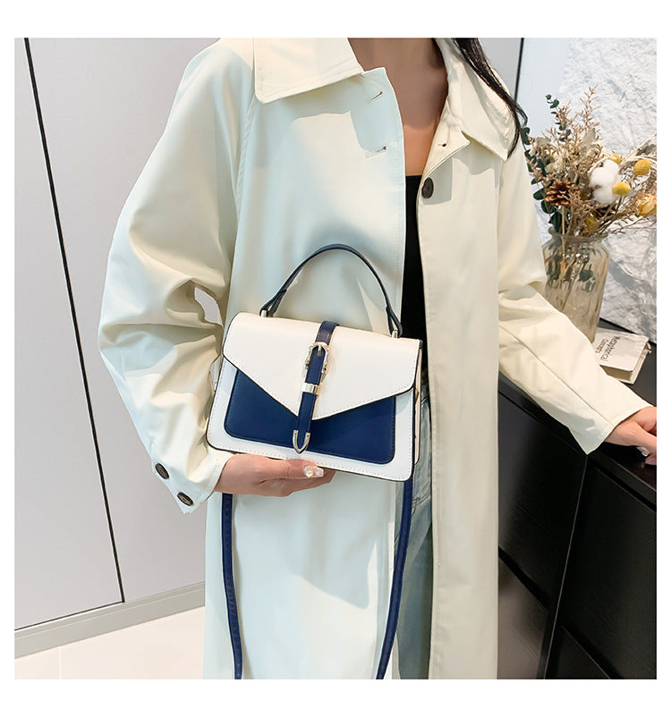 Classic Everyday Shoulder Bag – Adjustable Strap & Minimalist Design