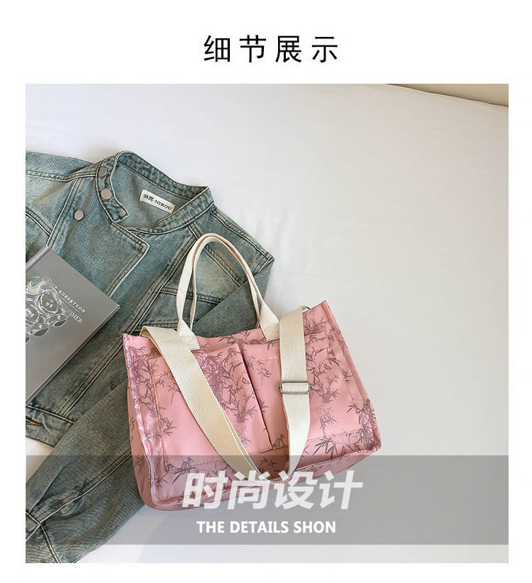 Classic Everyday Shoulder Bag – Adjustable Strap & Minimalist Design