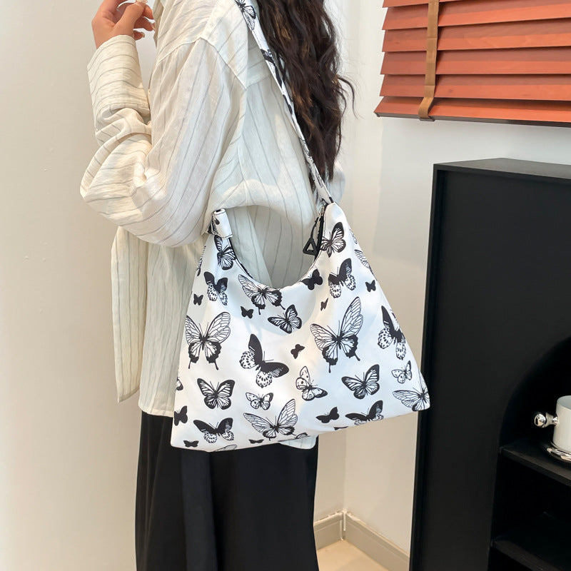 Classic Everyday Shoulder Bag – Adjustable Strap & Minimalist Design