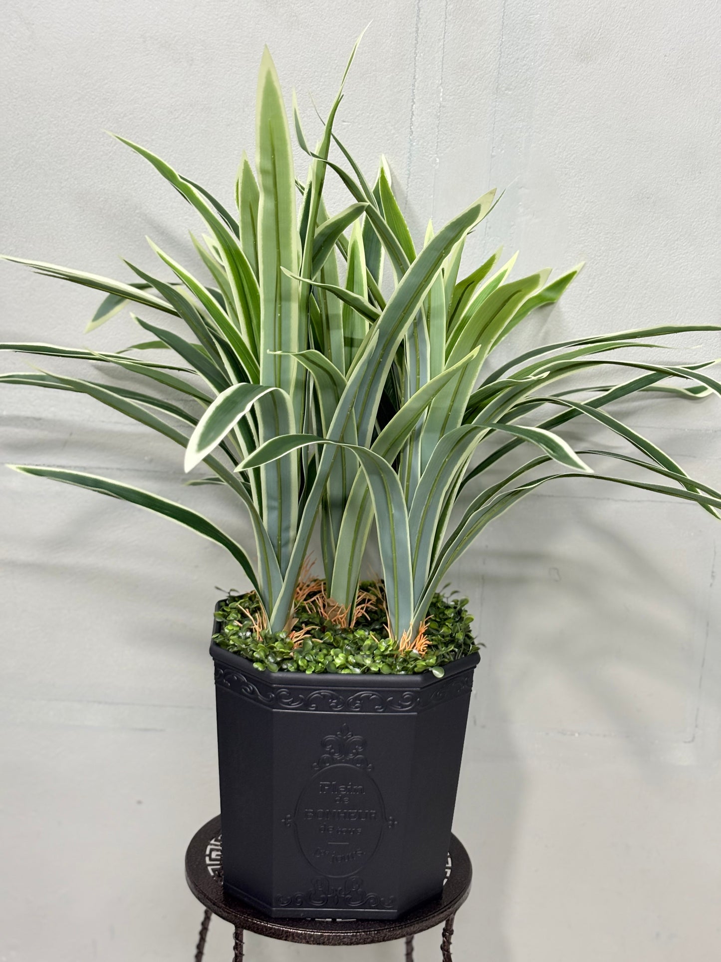 Long Spider Artificial Plant with Premium Planter – Perfect for Home & Office Decoration