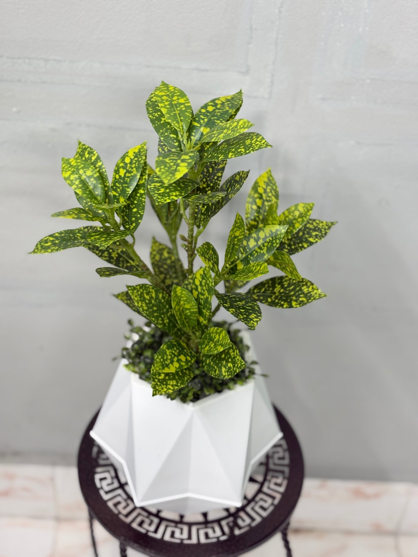Tiny Artificial Plants for Table Decor ( white tub )
