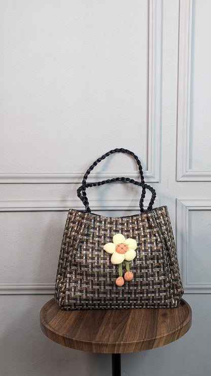 Attire Retro Tote bag