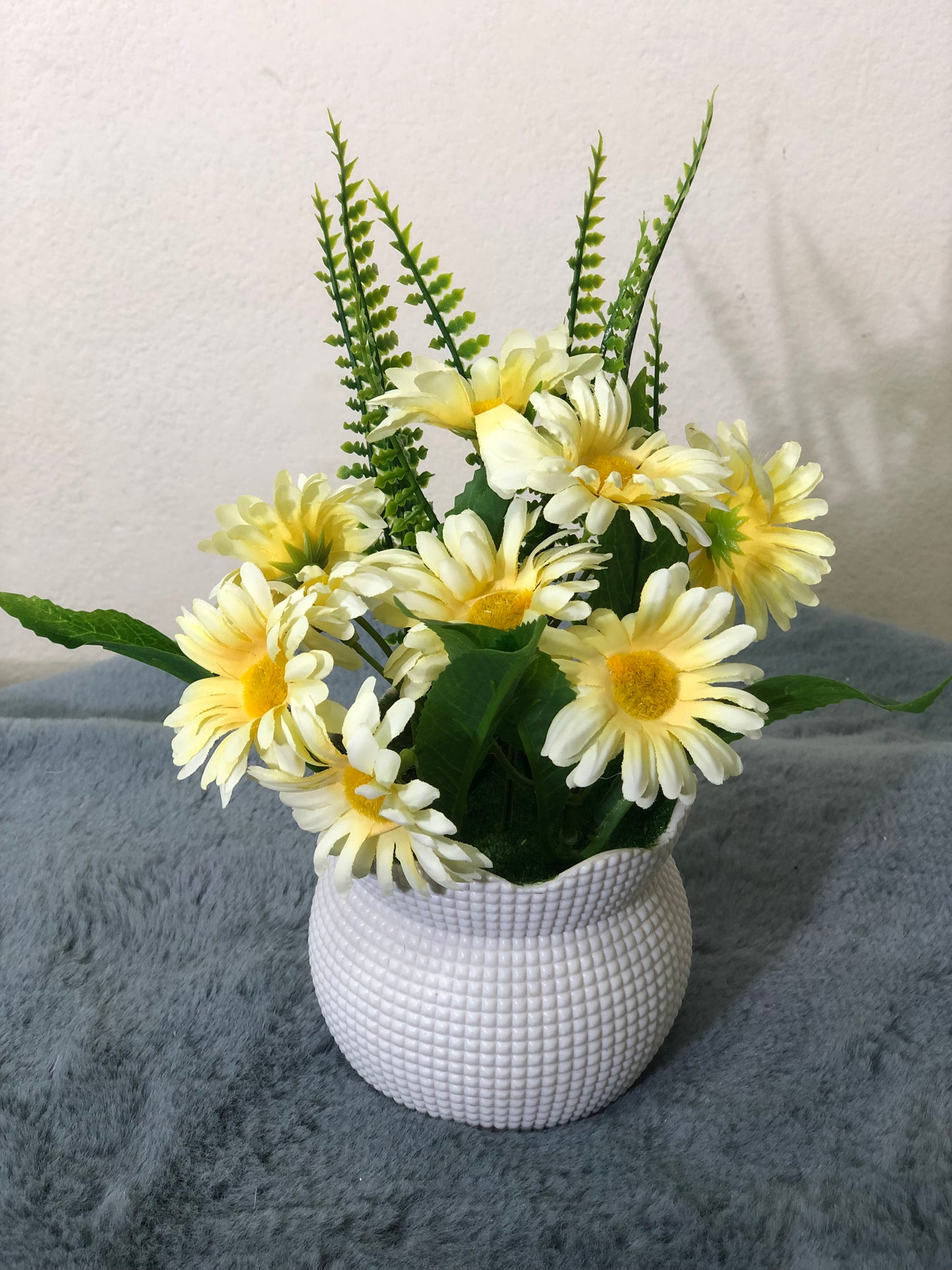 Premium 4-Color Flower Combo with White Tubs – Limited Offer @ 1050 TK