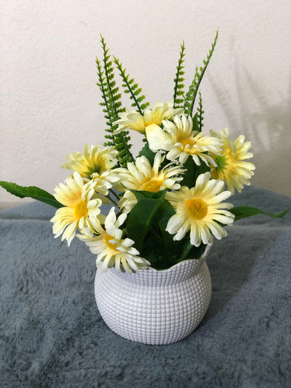 Premium 4-Color Flower Combo with White Tubs – Limited Offer @ 1050 TK