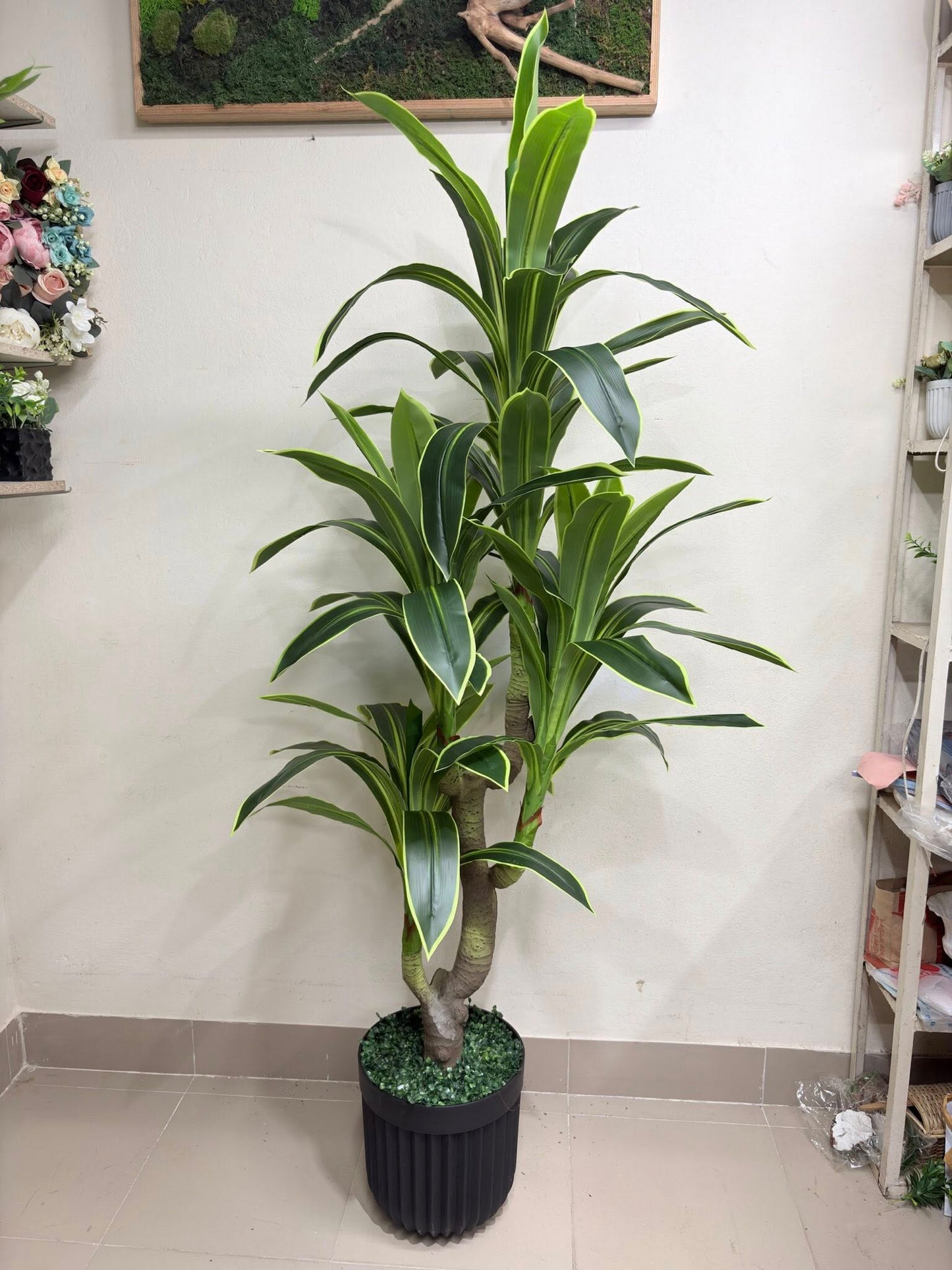 Artificial Spider Plant (4 Heads) – Fresh Green Decor