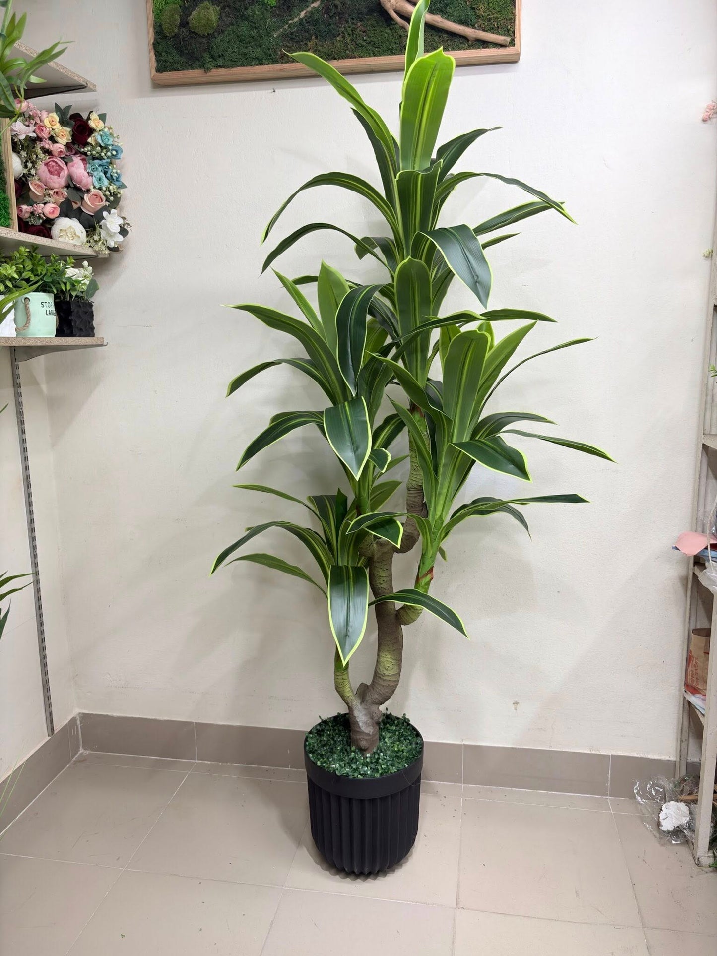 Artificial Spider Plant (4 Heads) – Fresh Green Decor