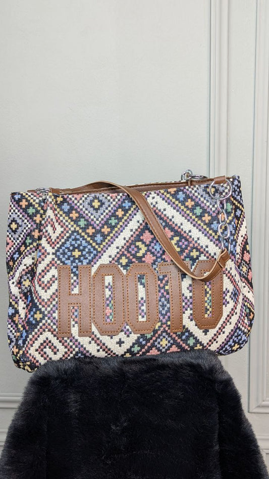 Attire Hooto tote bag