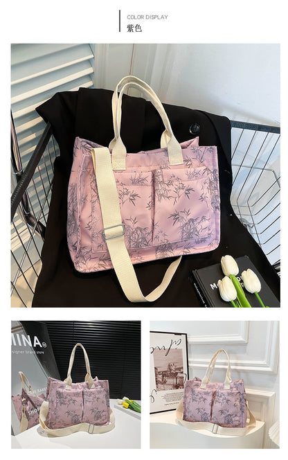 Classic Everyday Shoulder Bag – Adjustable Strap & Minimalist Design