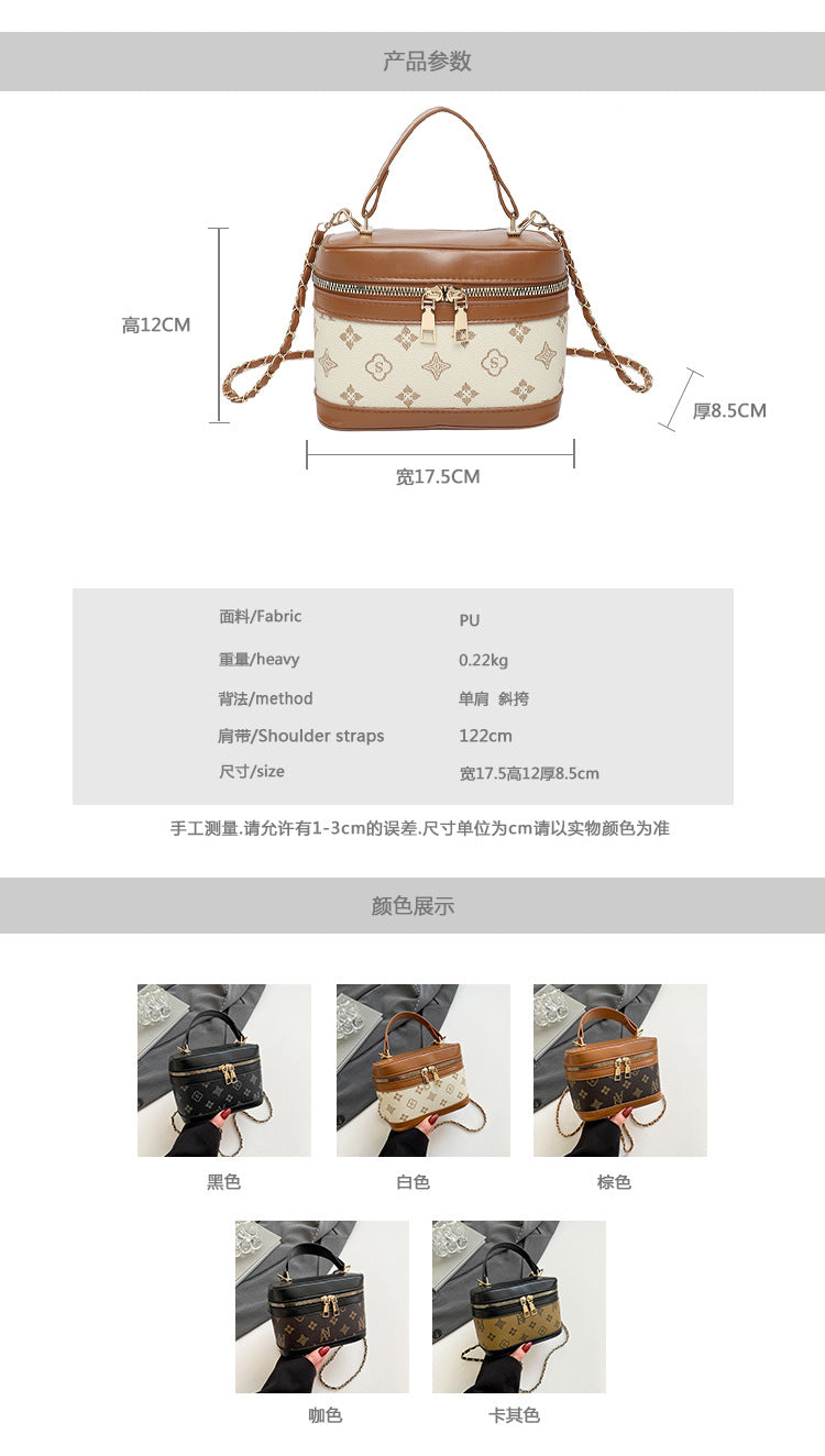 Classic Everyday Shoulder Bag – Adjustable Strap & Minimalist Design