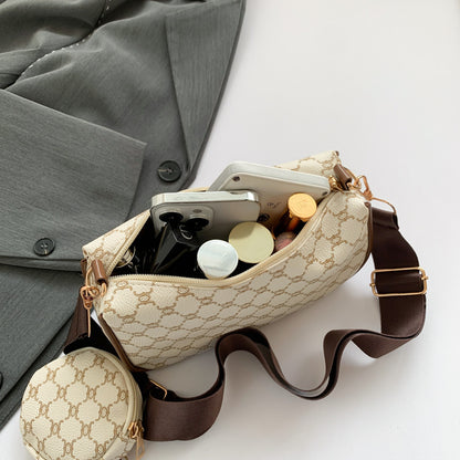 Trendy 2025 Tote Bag – Simple, Spacious & Stylish for Daily Use