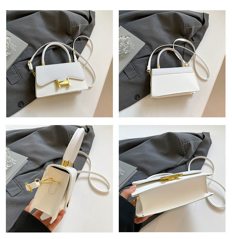 Classic Everyday Shoulder Bag – Adjustable Strap & Minimalist Design