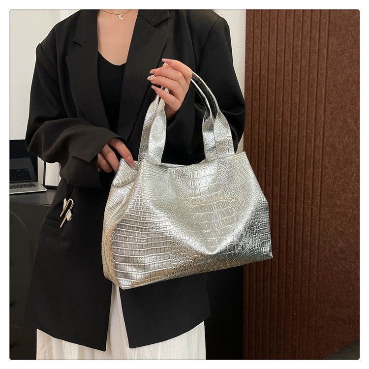Classic Everyday Shoulder Bag – Adjustable Strap & Minimalist Design