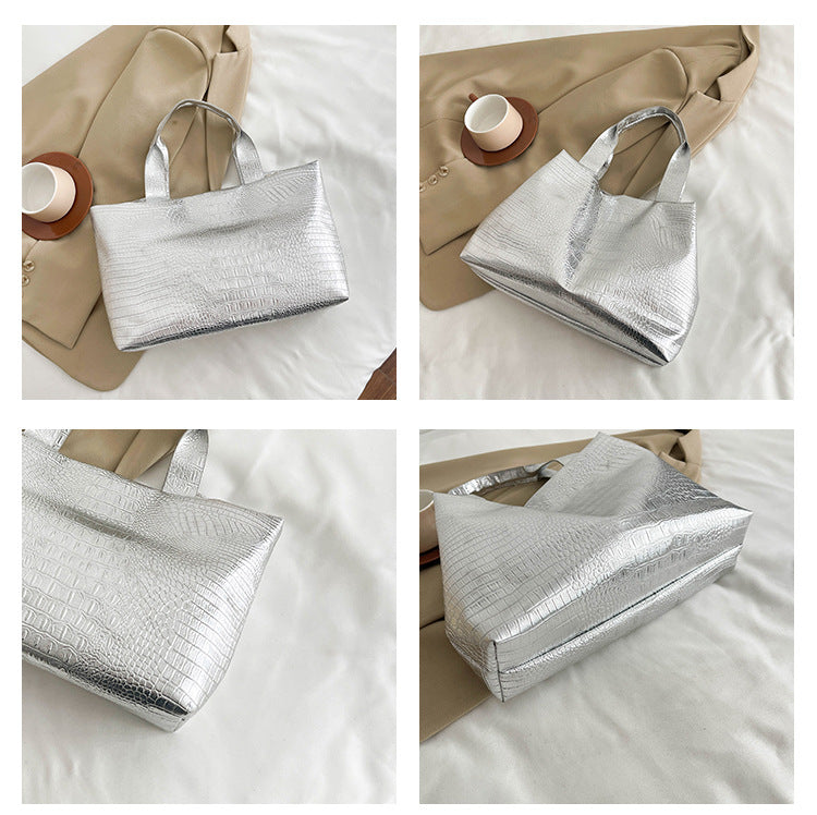 Classic Everyday Shoulder Bag – Adjustable Strap & Minimalist Design