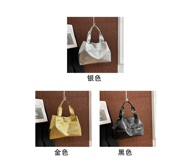 Classic Everyday Shoulder Bag – Adjustable Strap & Minimalist Design