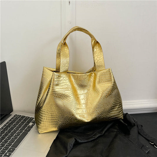 Classic Everyday Shoulder Bag – Adjustable Strap & Minimalist Design