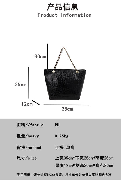 Classic Everyday Shoulder Bag – Adjustable Strap & Minimalist Design
