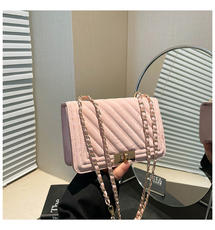 Classic Everyday Shoulder Bag – Adjustable Strap & Minimalist Design