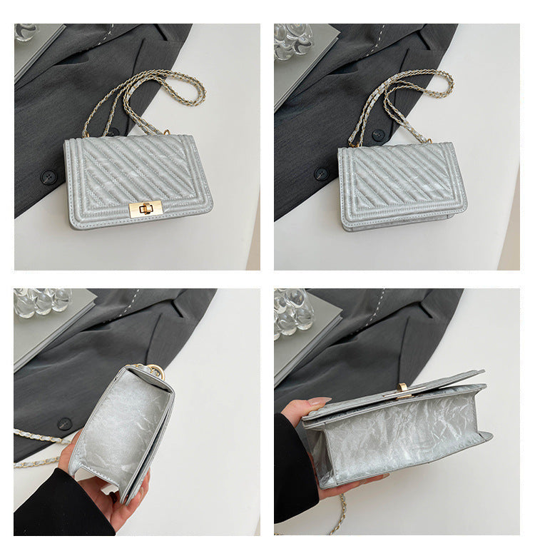 Classic Everyday Shoulder Bag – Adjustable Strap & Minimalist Design
