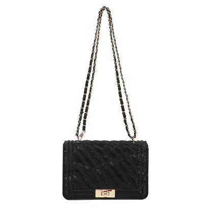 Classic Everyday Shoulder Bag – Adjustable Strap & Minimalist Design