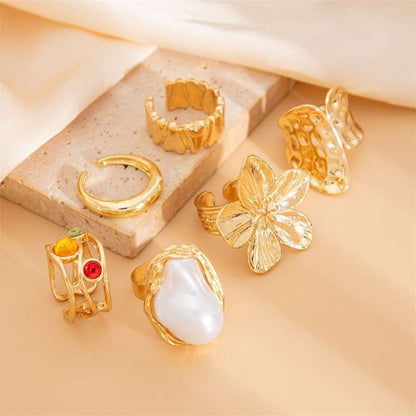 Pearl & Petal Ring Set