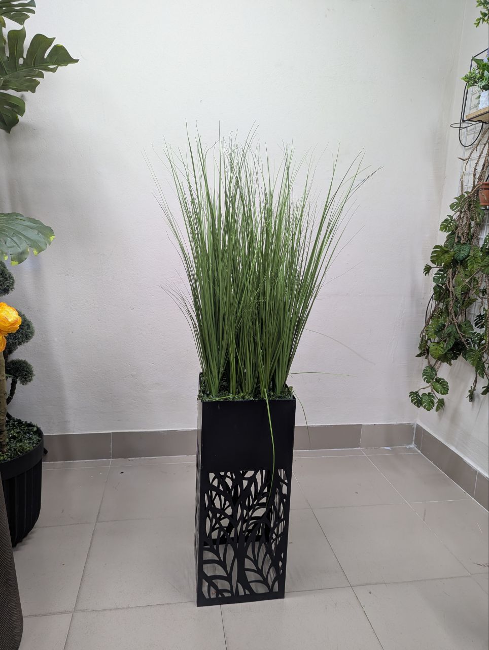 Verdant Meadow Tall Artificial Grass with Laser-Cut Pedestal
