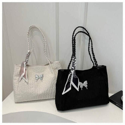 Classic Everyday Shoulder Bag – Adjustable Strap & Minimalist Design